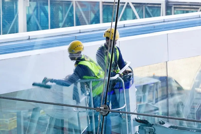 Glass Cleaning Services And Window Cleaning services in Lahore Streak-Free Shine for Homes & Offices